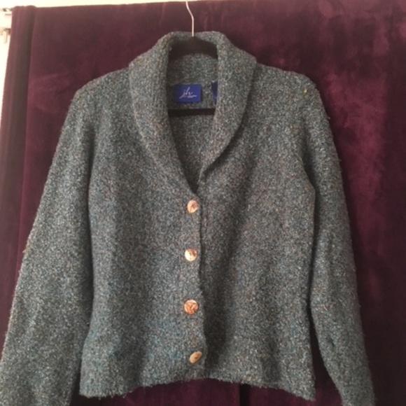 Prom Dresses and Coats - Picture 6 of 8